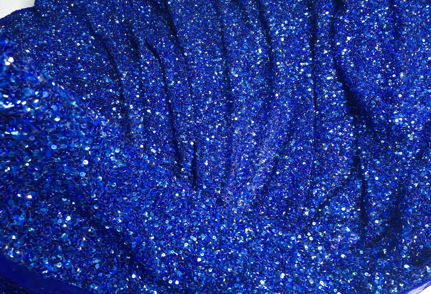 Encaje hecho a mano Crowded Royal Blue Sequins- MUESTRA